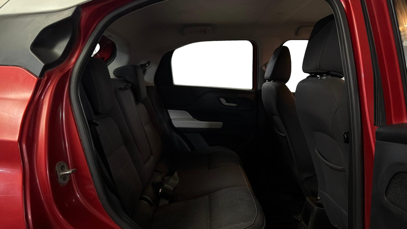 2022 Tata PUNCH  ACCOMPLISHED AMT CAMO EDITION, Petrol, Automatic, 33,734 km, Right Side Rear Door Cabin