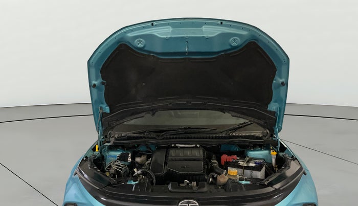 2023 Tata NEXON CREATIVE AMT 1.5 DIESEL, Diesel, Automatic, 23,270 km, Open Bonet