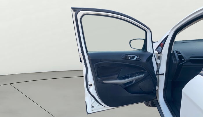 2018 Ford Ecosport TITANIUM 1.5L DIESEL, Diesel, Manual, 1,16,297 km, LHS Front Door