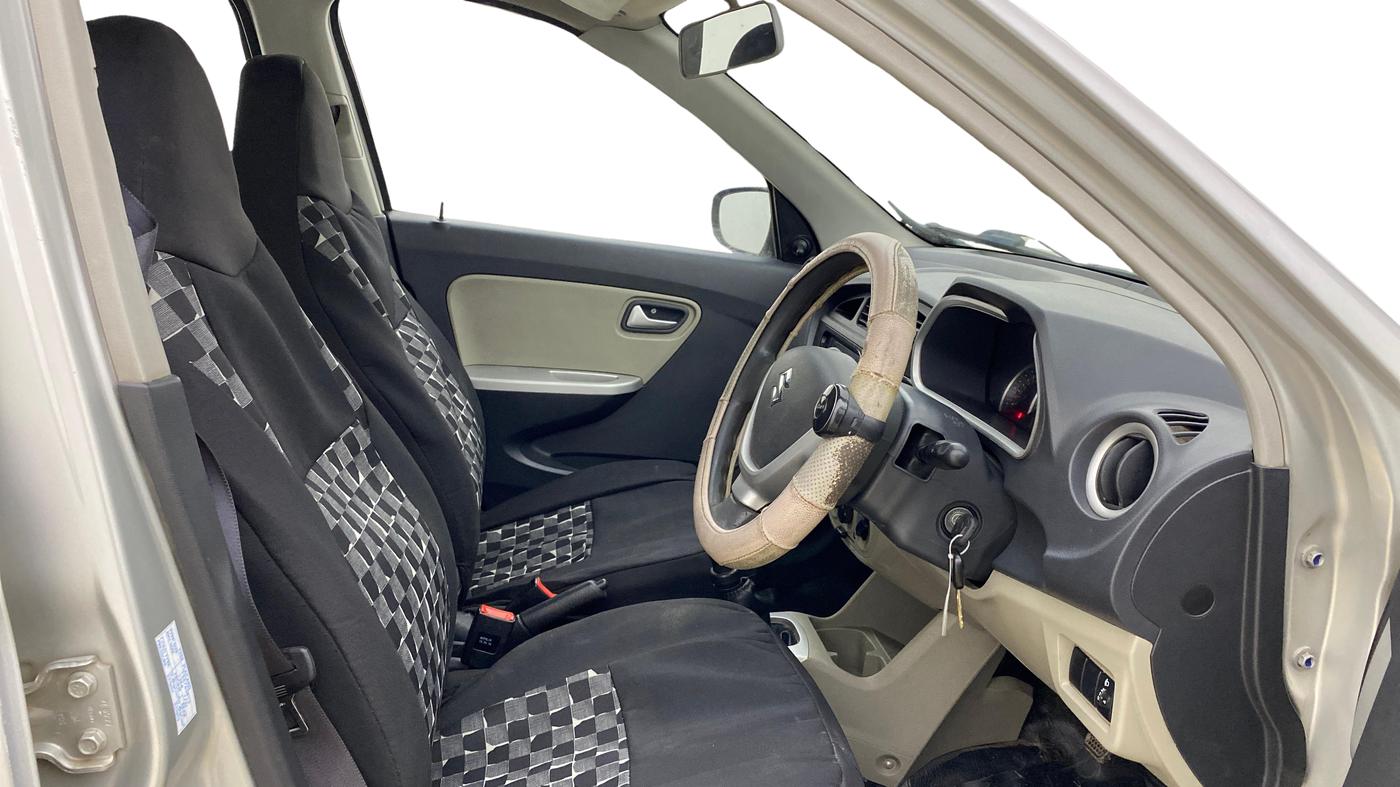 2016 Maruti Alto K10 VXI, Petrol, Manual, 69,808 km, Right Side Front Door Cabin