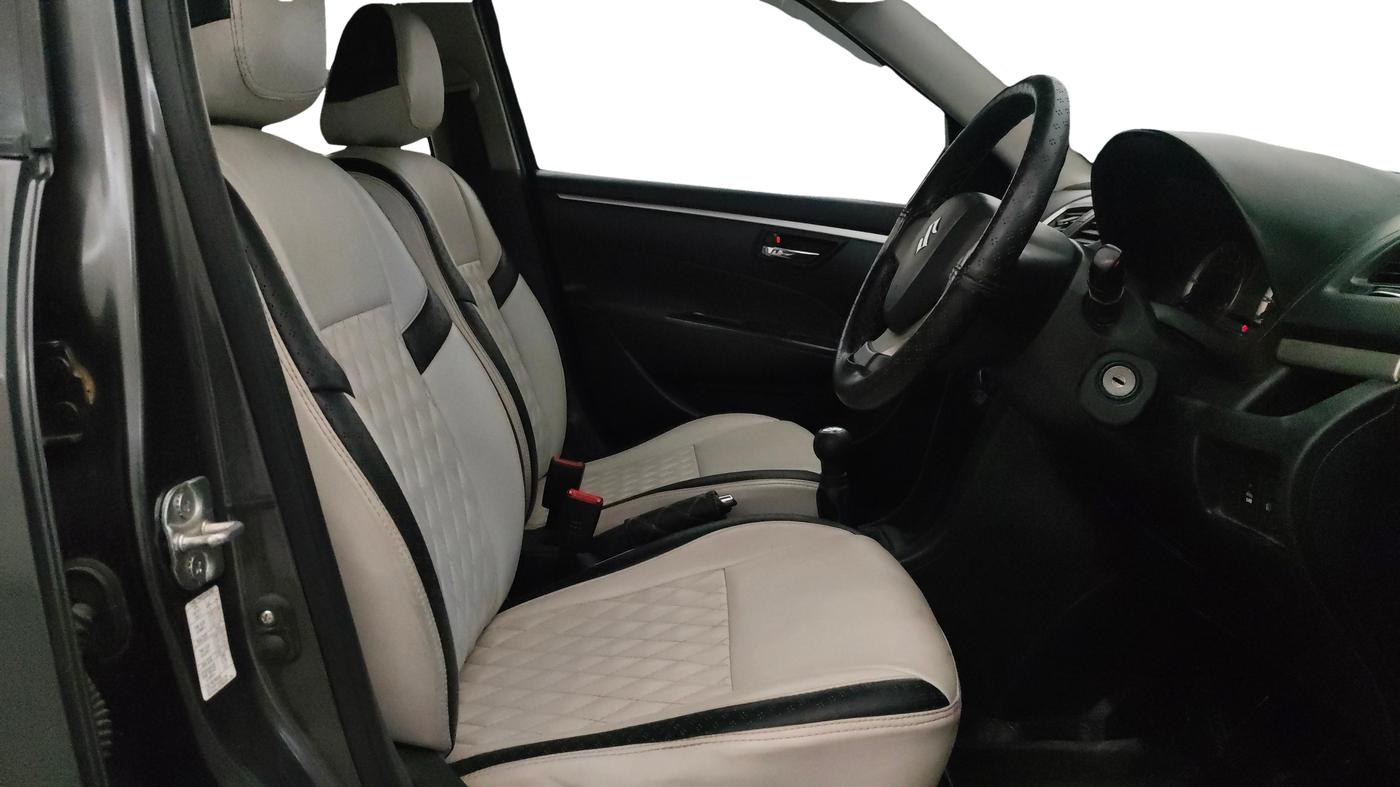 2015 Maruti Swift VXI, Petrol, Manual, 57,785 km, Right Side Front Door Cabin