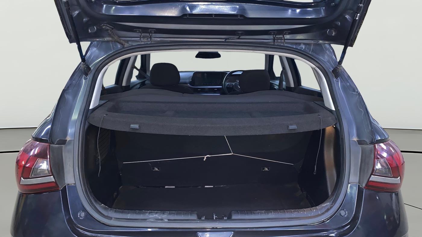2021 Hyundai NEW I20 ASTA 1.2 AT, Petrol, Automatic, 49,399 km, Boot Open Zoomed View
