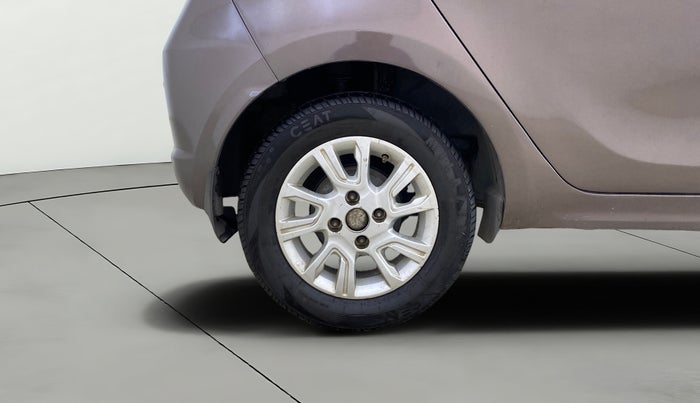 2016 Tata Tiago XZ PETROL, Petrol, Manual, 22,545 km, Right Rear Wheel