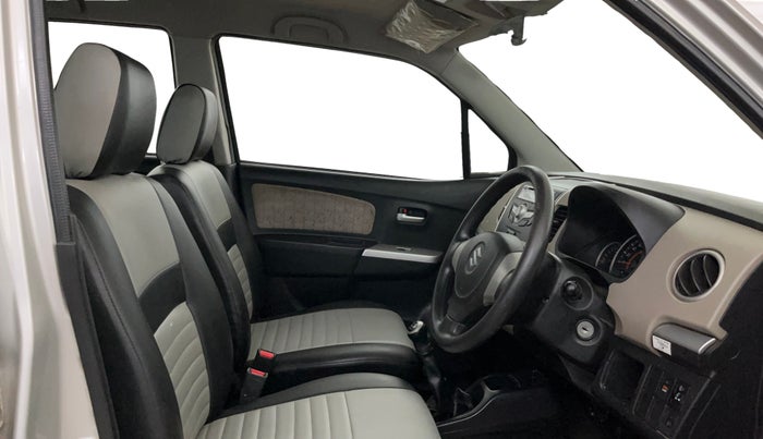 2016 Maruti Wagon R 1.0 VXI, Petrol, Manual, 41,932 km, Right Side Front Door Cabin