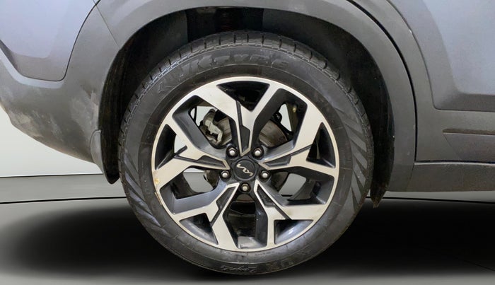2024 KIA SELTOS  X LINE 1.5 TURBO PETROL DCT, Petrol, Automatic, 11,006 km, Right Rear Wheel
