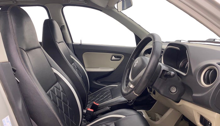 2016 Maruti Alto K10 VXI, Petrol, Manual, 63,028 km, Right Side Front Door Cabin