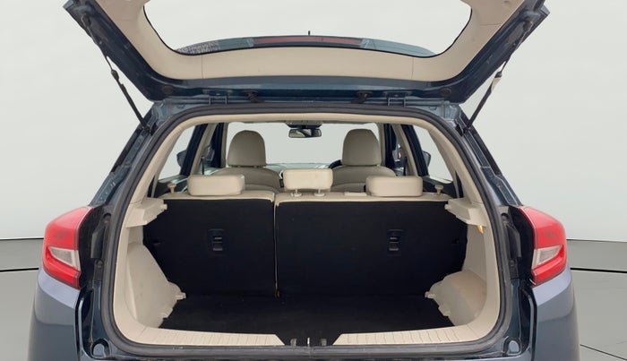 2019 Mahindra XUV300 W8 (O) 1.5 DIESEL, Diesel, Manual, 81,202 km, Boot Open Zoomed View