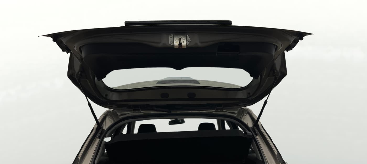 2022 Maruti BREZZA VXI SMART HYBRID, Petrol, Manual, 32,445 km, Boot Door Open