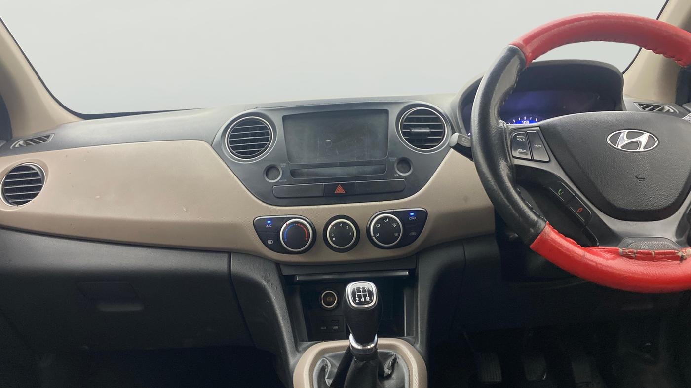 2014 Hyundai Xcent S 1.2, Petrol, Manual, 1,06,291 km, Air Conditioner