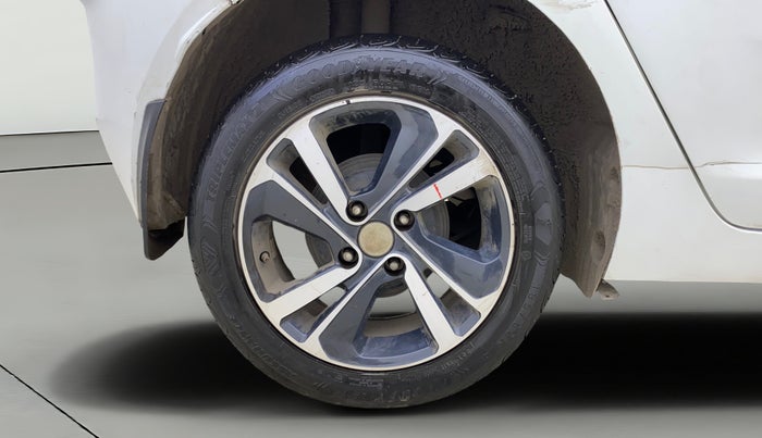 2023 Tata ALTROZ XZ PLUS SUNROOF CNG, CNG, Manual, 37,727 km, Right Rear Wheel