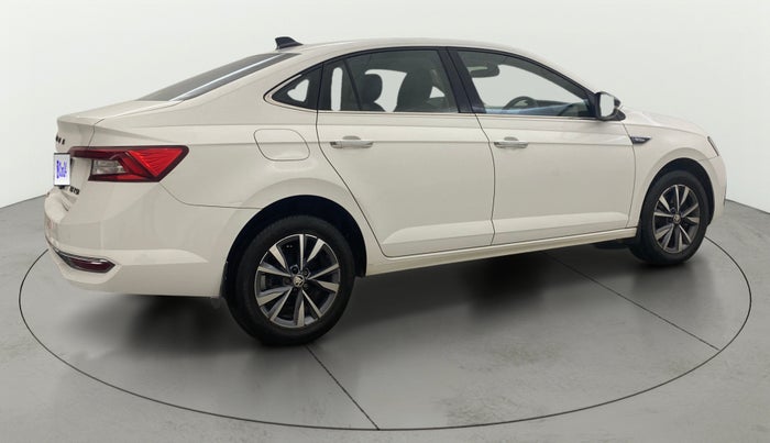 2022 Skoda SLAVIA STYLE 1.5L TSI DSG, Petrol, Automatic, 33,388 km, Right Back Diagonal