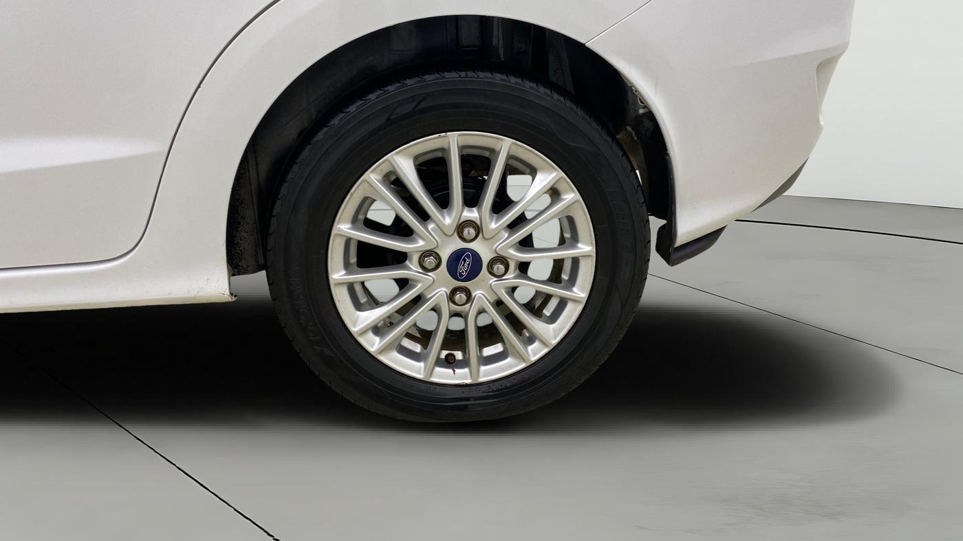 2019 Ford Figo Aspire TITANIUM 1.2 PETROL, Petrol, Manual, 1,06,148 km, Left Rear Wheel