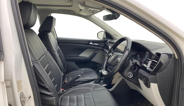 2021 Skoda KUSHAQ STYLE 1.5L TSI DSG, Petrol, Automatic, 1,13,066 km, Right Side Front Door Cabin