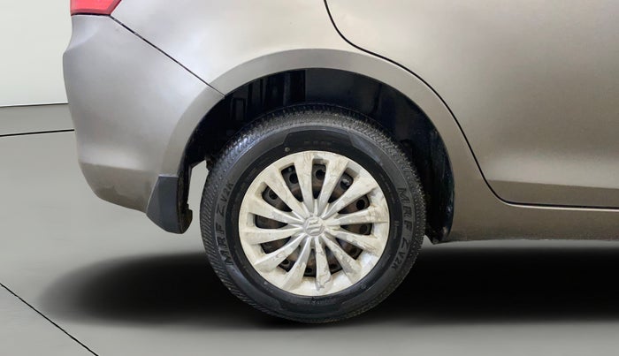 2015 Maruti Swift Dzire VXI, Petrol, Manual, 54,190 km, Right Rear Wheel