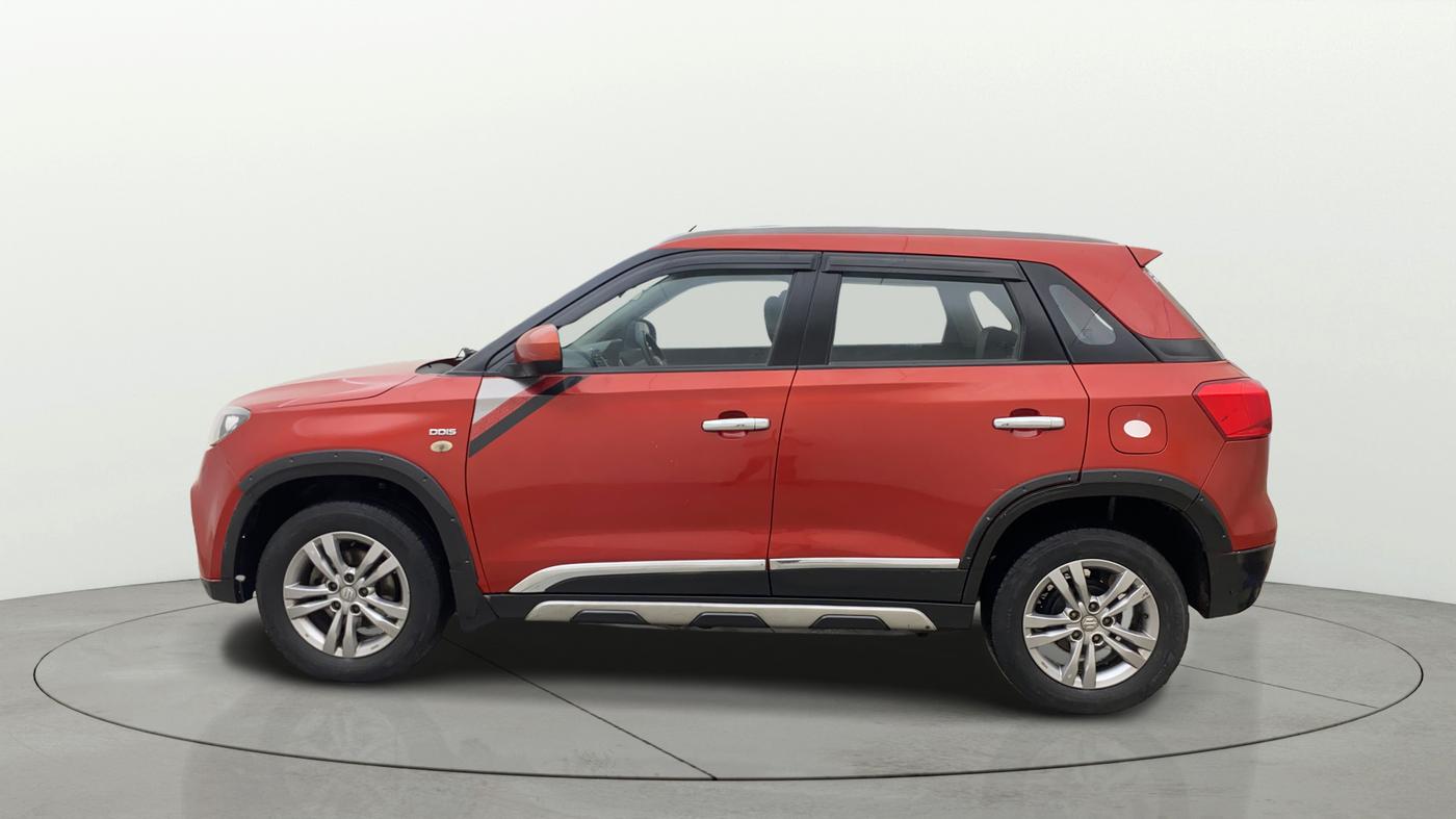 2017 Maruti Vitara Brezza ZDI, Diesel, Manual, 1,39,659 km, Left Side