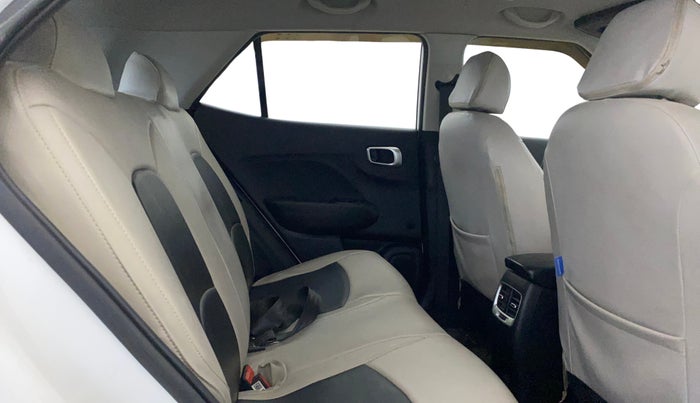 2021 Hyundai VENUE S 1.0 TURBO IMT, Petrol, Manual, 72,545 km, Right Side Rear Door Cabin