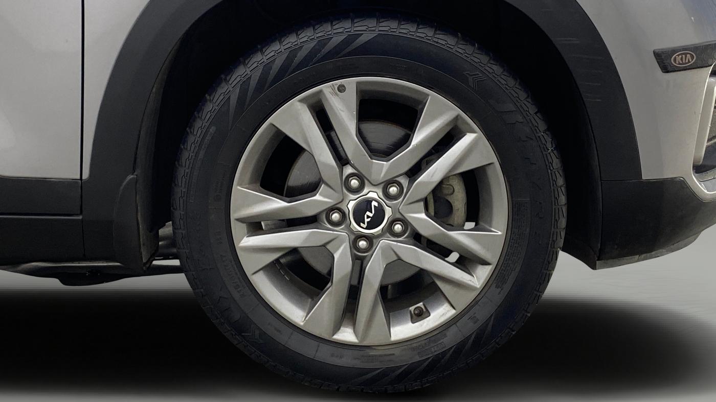 2021 KIA SELTOS HTX 1.5 PETROL, Petrol, Manual, 35,427 km, Right Front Wheel