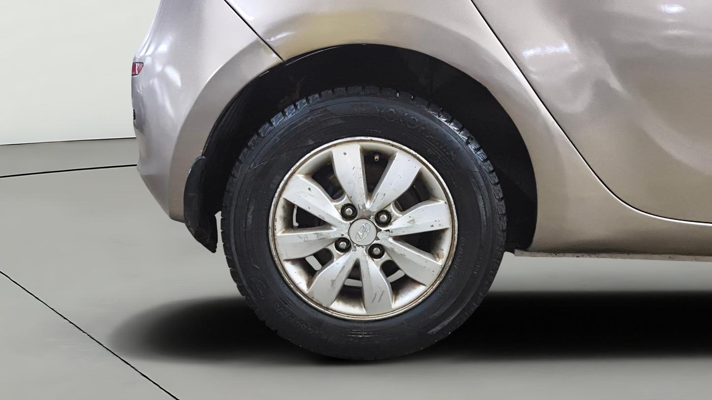 2013 Hyundai i20 SPORTZ 1.4 CRDI, Diesel, Manual, 73,022 km, Right Rear Wheel