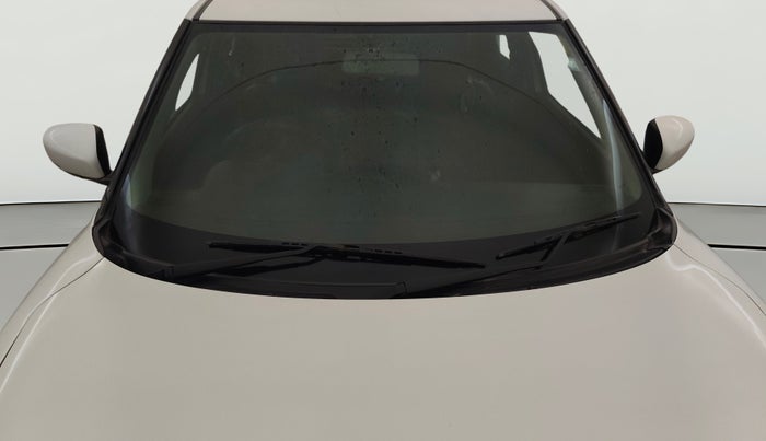 2019 Maruti Swift VXI AMT, CNG, Automatic, 98,606 km, Front Windshield