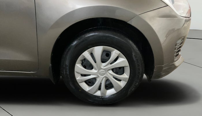 2020 Maruti Swift VXI AMT, Petrol, Automatic, 51,248 km, Right Front Wheel