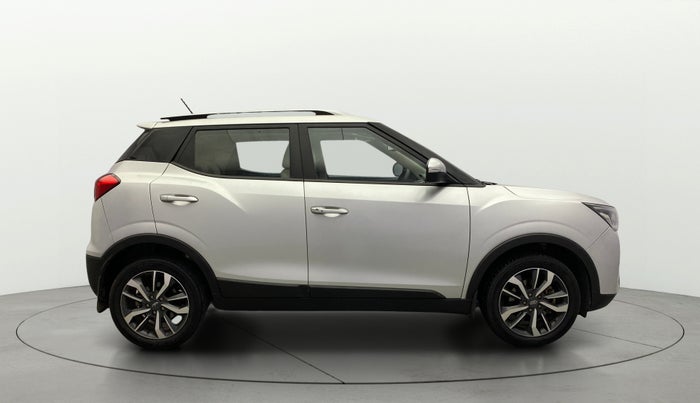2019 Mahindra XUV300 W8 (O) 1.5 DIESEL, Diesel, Manual, 79,741 km, Right Side View