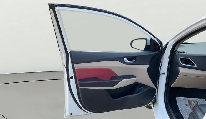 2018 Hyundai Verna 1.4 EX PETROL, Petrol, Manual, 1,09,063 km, LHS Front Door