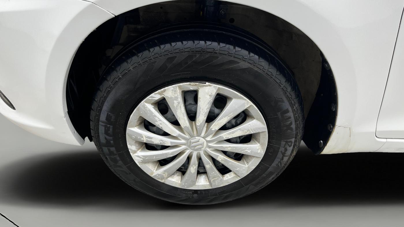 2015 Maruti Swift Dzire VXI, Petrol, Manual, 80,006 km, Left Front Wheel