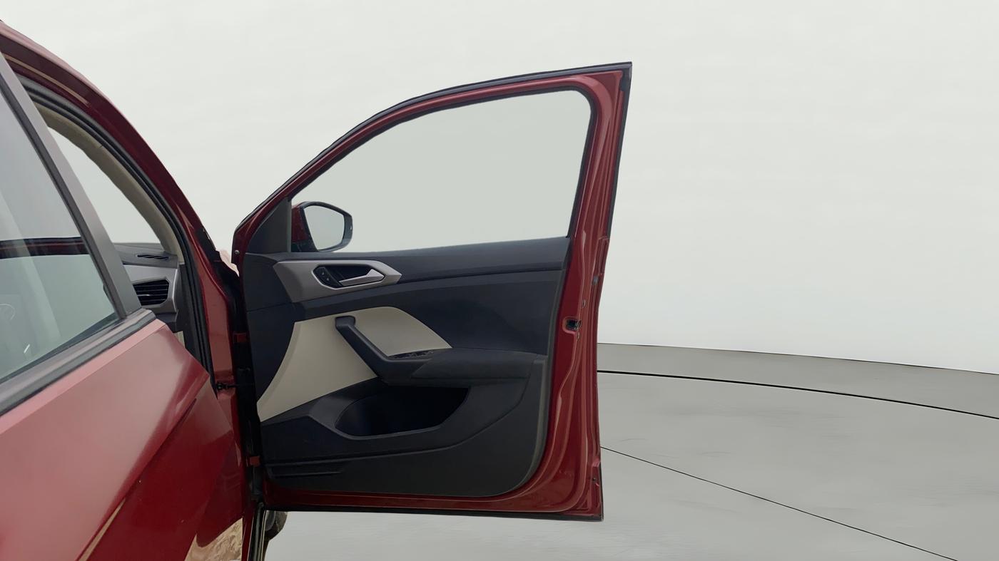 2022 Volkswagen TAIGUN HIGHLINE 1.0 TSI AT, Petrol, Automatic, 28,274 km, RHS Front Door