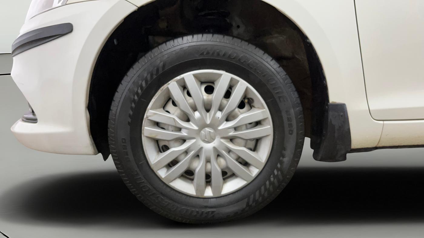 2020 Maruti Swift Dzire TOUR S-CNG, CNG, Manual, 29,641 km, Left Front Wheel