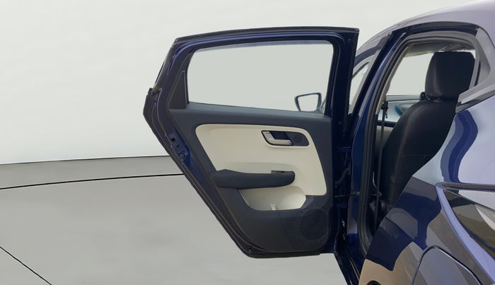 2023 Tata ALTROZ XZ PLUS SUNROOF CNG, CNG, Manual, 40,498 km, LHS Rear Door