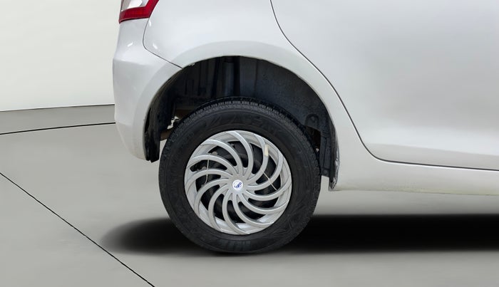 2016 Maruti Swift VXI, Petrol, Manual, 53,297 km, Right Rear Wheel