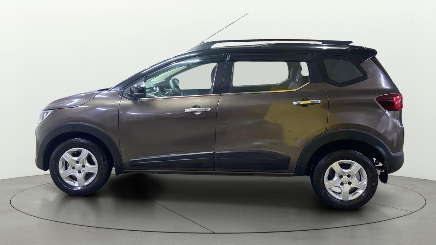 2022 Renault TRIBER RXT LIMITED EDITION AMT, Petrol, Automatic, 47,546 km, Left Side