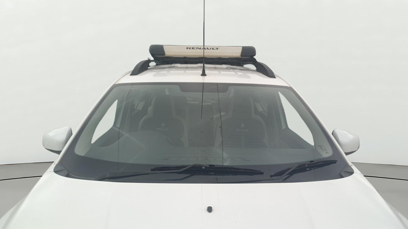2020 Renault TRIBER RXZ AMT, Petrol, Automatic, 24,663 km, Front Windshield