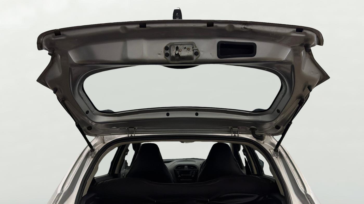 2018 Tata Tiago XT PETROL, Petrol, Manual, 84,108 km, Boot Door Open