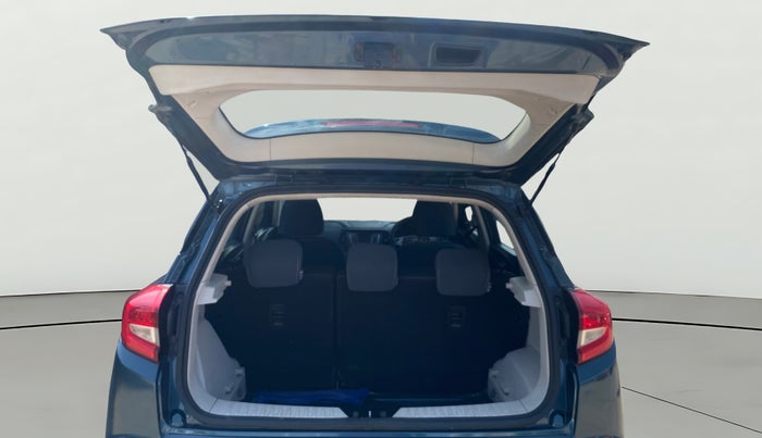 2021 Mahindra XUV300 W6 1.5 Diesel, Diesel, Manual, 68,068 km, Boot Door Open