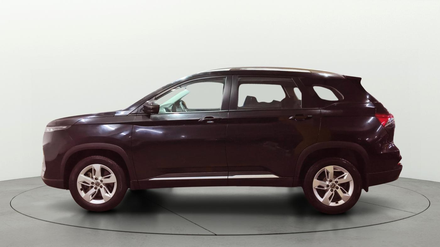 2022 MG HECTOR PLUS SUPER 1.5 PETROL TURBO HYBRID MT 7-STR, Petrol, Manual, 20,862 km, Left Side