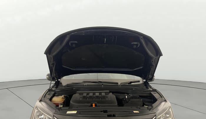 2023 Mahindra XUV700 AX 7 P MT 7 STR, Petrol, Manual, 98,646 km, Open Bonet