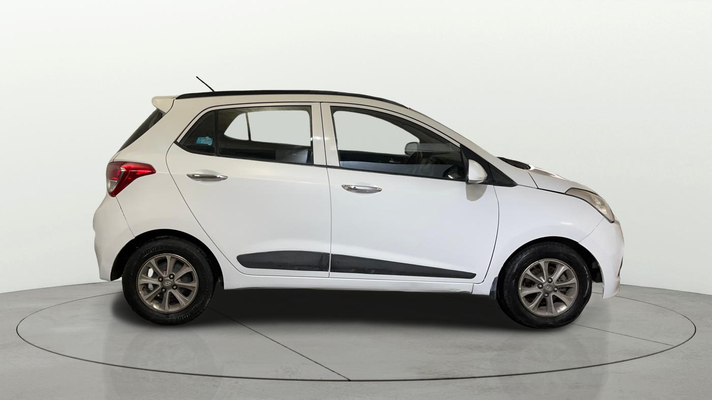 2016 Hyundai Grand i10 ASTA (O) 1.2 KAPPA VTVT, Petrol, Manual, 83,038 km, Right Side View