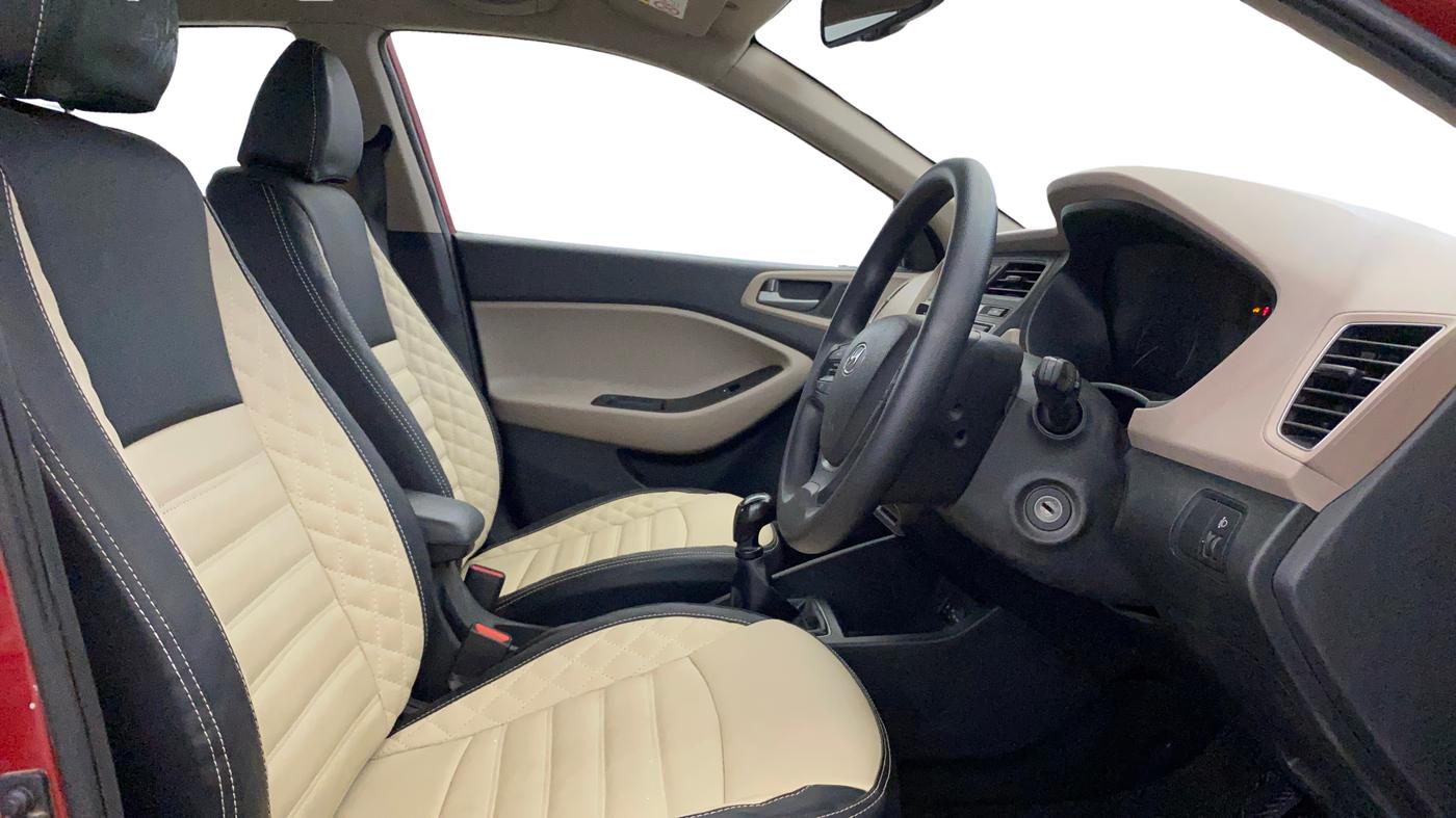 2016 Hyundai Elite i20 SPORTZ 1.2, Petrol, Manual, 86,518 km, Right Side Front Door Cabin