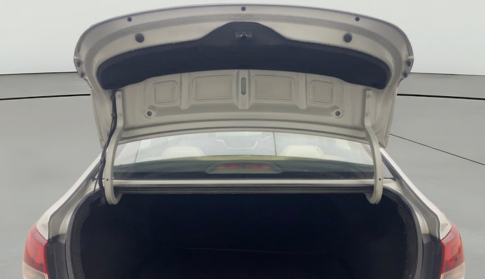 2019 Hyundai Verna 1.6 VTVT SX, Petrol, Manual, 84,490 km, Boot Door Open