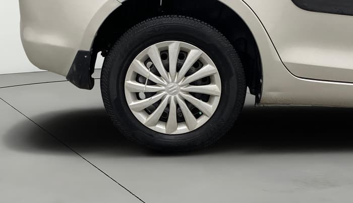 2016 Maruti Swift Dzire VXI, Petrol, Manual, 60,142 km, Right Rear Wheel