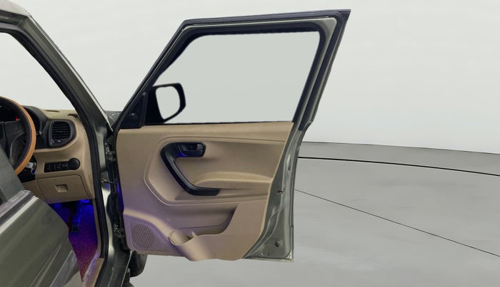 2022 Mahindra BOLERO NEO N 4, Diesel, Manual, 52,041 km, RHS Front Door