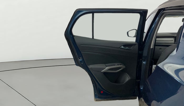 2025 Skoda KUSHAQ  Signature 1.0L TSI MT , Petrol, Manual, 7,939 km, LHS Rear Door