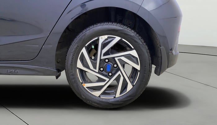 2024 Hyundai NEW I20 ASTA (O) 1.2 IVT, Petrol, Automatic, 4,262 km, Left Rear Wheel