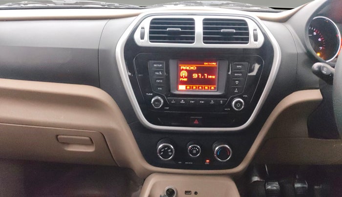 2016 Mahindra TUV300 T8, Diesel, Manual, 53,007 km, Air Conditioner