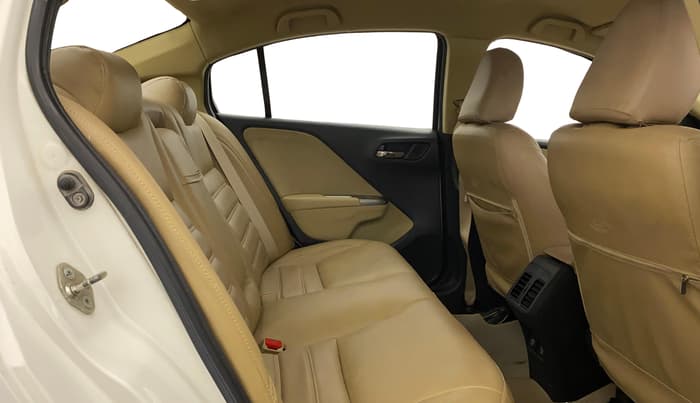 2016 Honda City 1.5L I-VTEC V MT, Petrol, Manual, 48,943 km, Right Side Rear Door Cabin