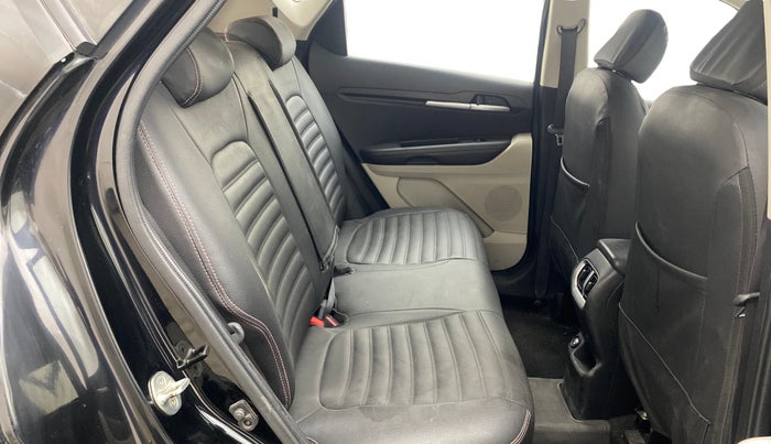 2021 KIA SONET HTX 1.0 IMT, Petrol, Manual, 39,116 km, Right Side Rear Door Cabin