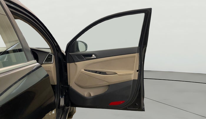2019 Hyundai Tucson GLS 2WD AT PETROL, Petrol, Automatic, 94,537 km, RHS Front Door