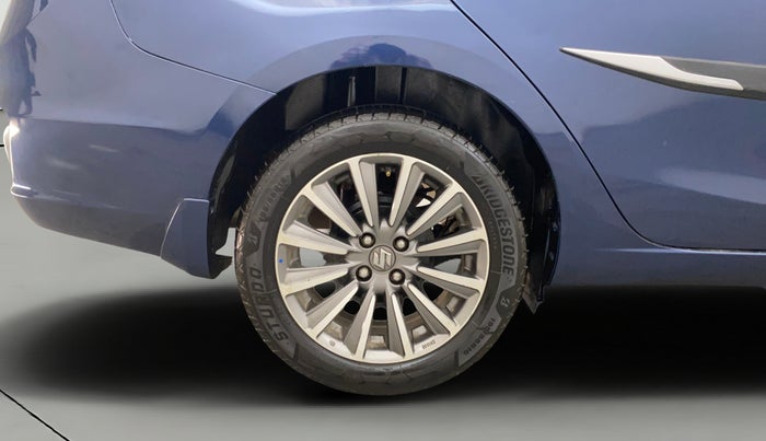 2018 Maruti Ciaz ALPHA  AT 1.5 SHVS PETROL, Petrol, Automatic, 67,760 km, Right Rear Wheel