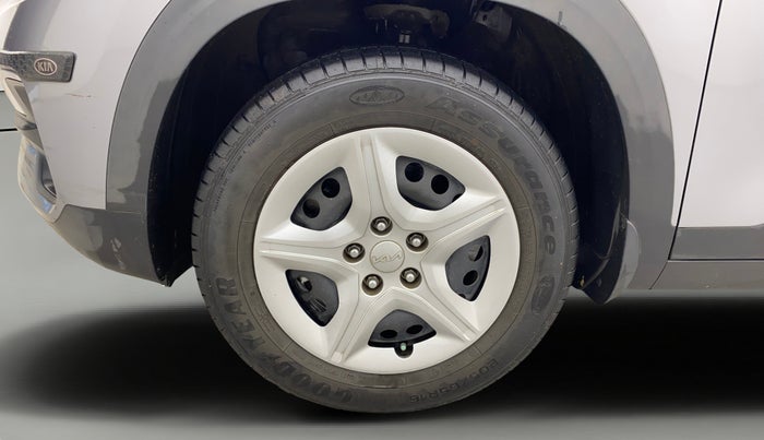 2021 KIA SELTOS HTE 1.5 PETROL, Petrol, Manual, 21,576 km, Left Front Wheel